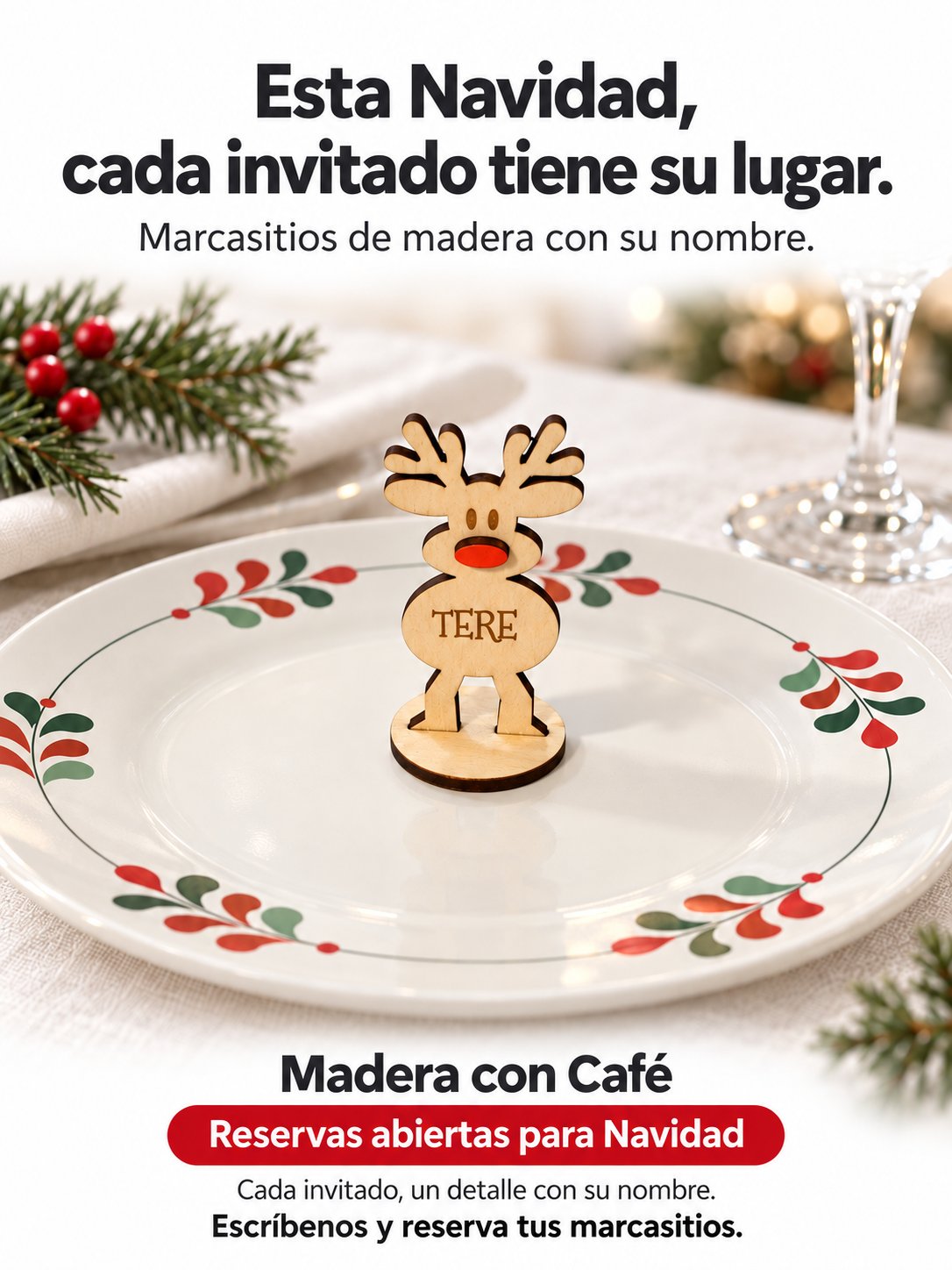 Marcasitios de Navidad de madera con nombre: reno grabado a láser con el nombre Tere, en el plato de un invitado
