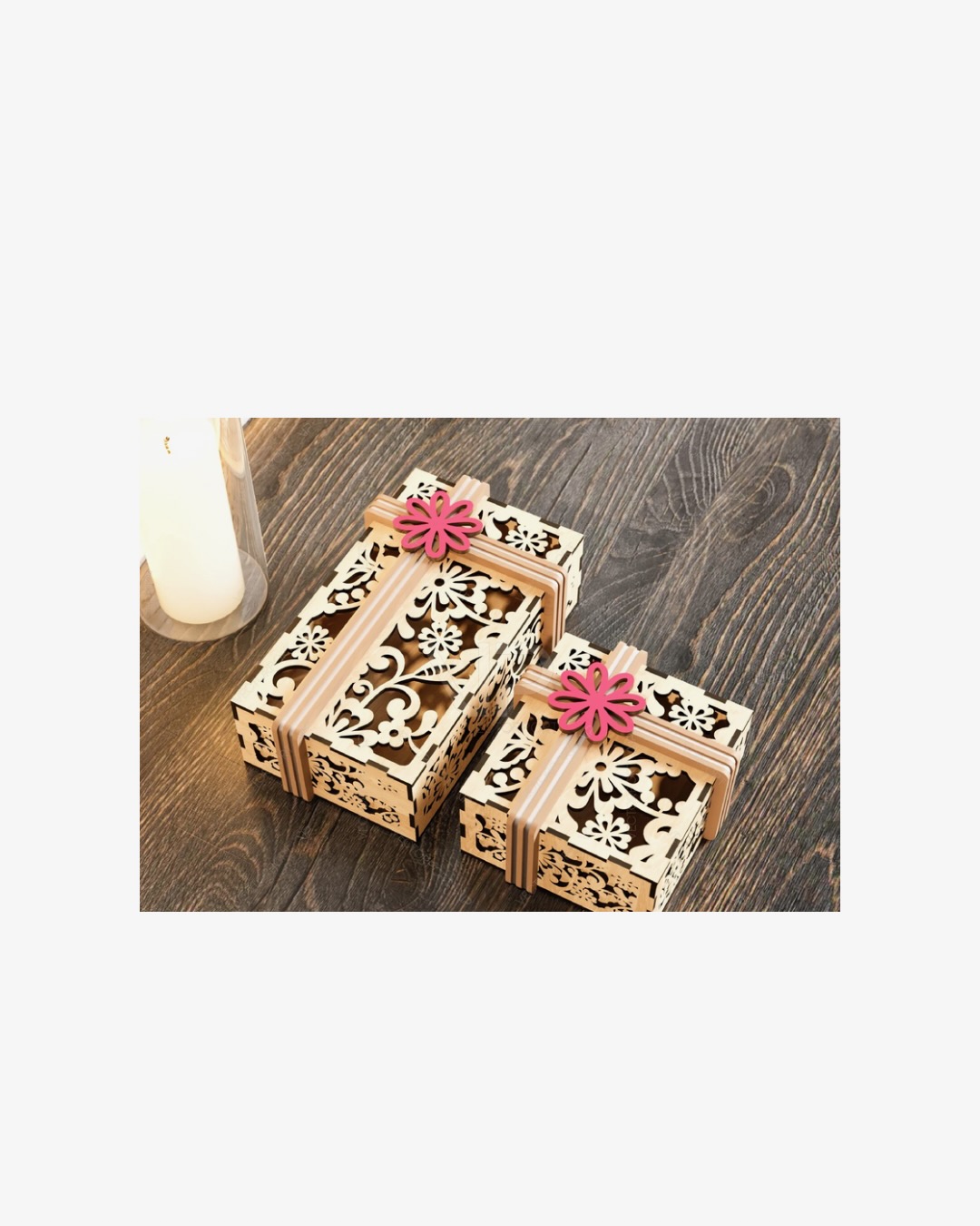 Caja calada con flores grabada láser en madera para bodas